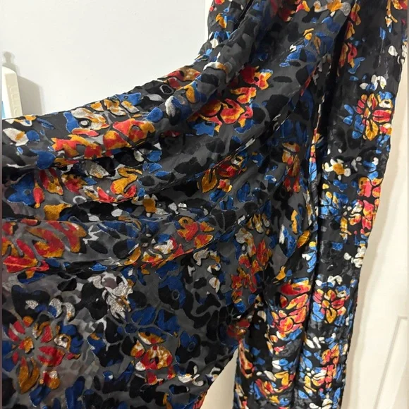 Anthropologie x Hutch, The Mabel, Velvet, wide-leg jumpsuit. Size Medium - Picture 5 of 7